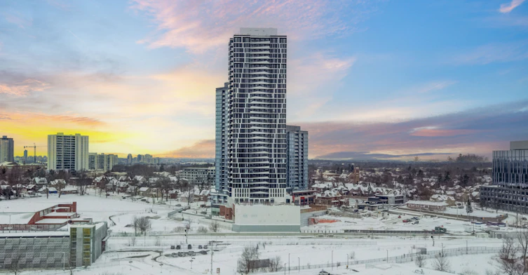 3404-25 Wellington Street, Kitchener, ON, N2G 0G5 - 2