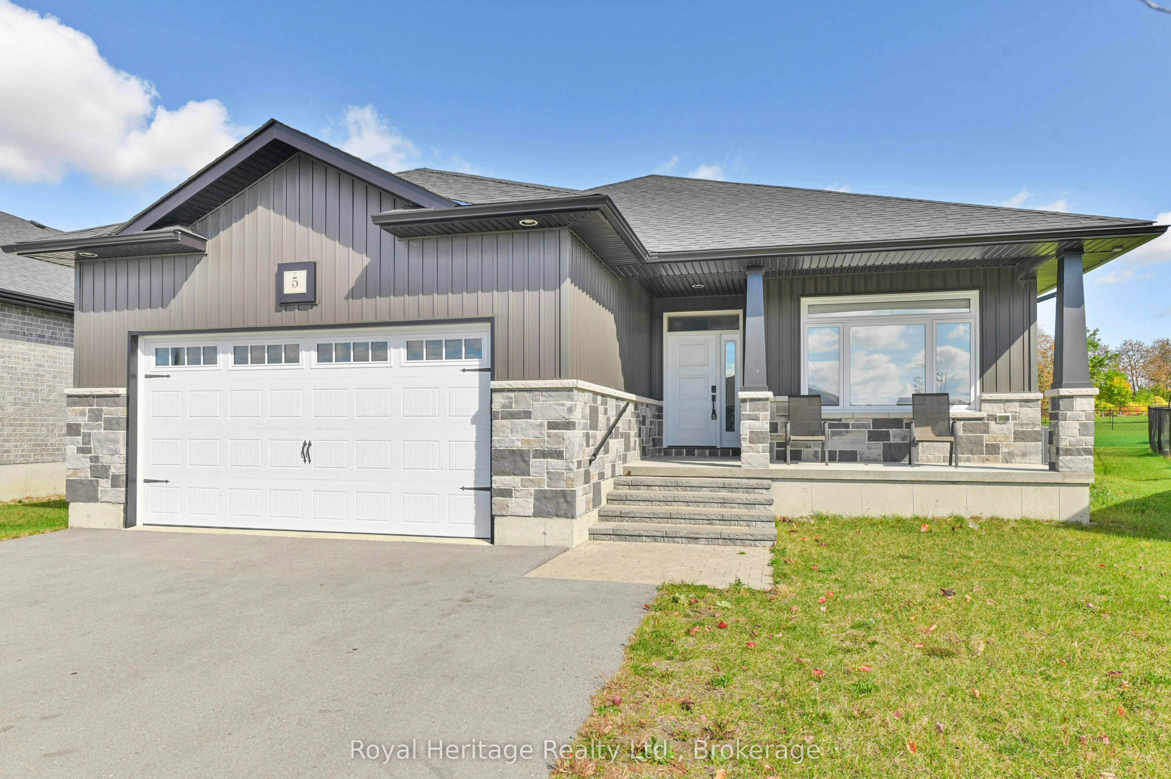 5 Schmidt Way, Quinte West, ON, K8V 0L5