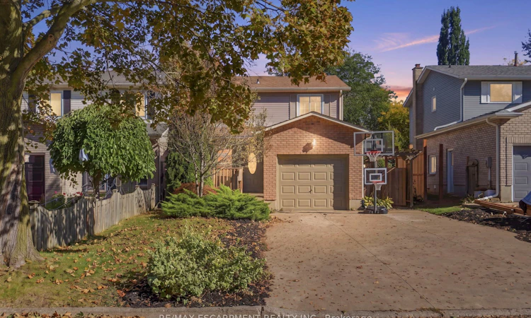37 Bayview Drive
