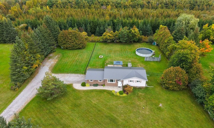 530 Centreline Road