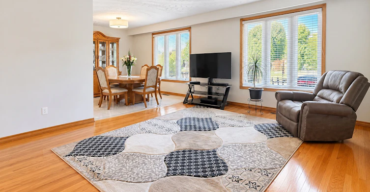 34 Glen Castle Drive, Hamilton, ON, L8G 2Z4 - 4