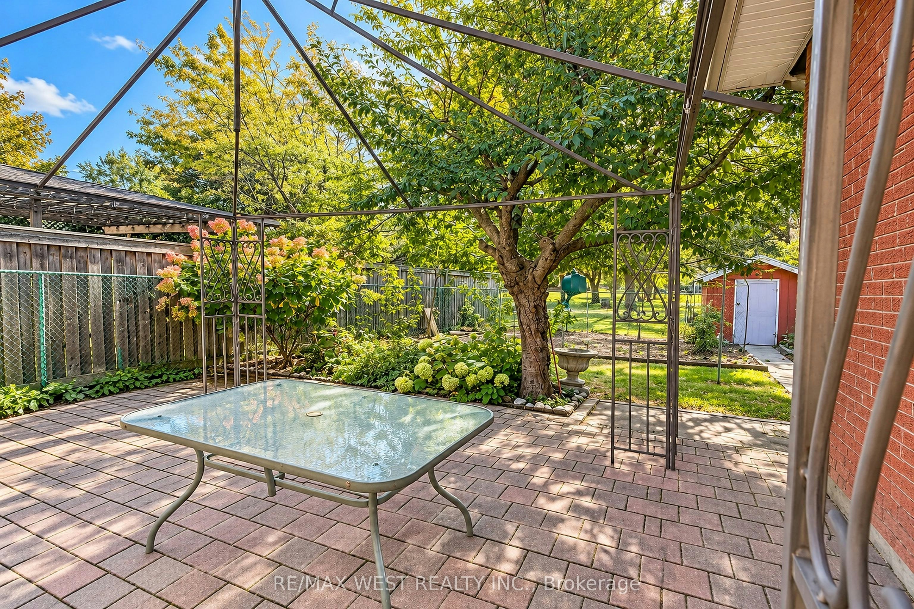34 Glen Castle Drive, Hamilton, ON, L8G 2Z4 - 22