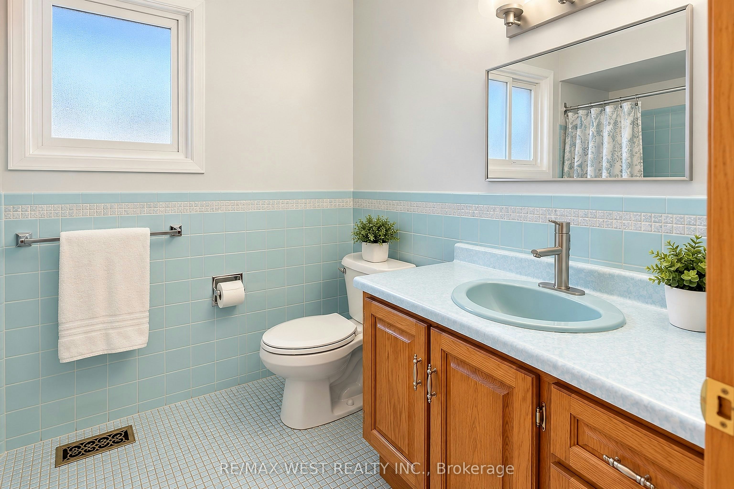34 Glen Castle Drive, Hamilton, ON, L8G 2Z4 - 10