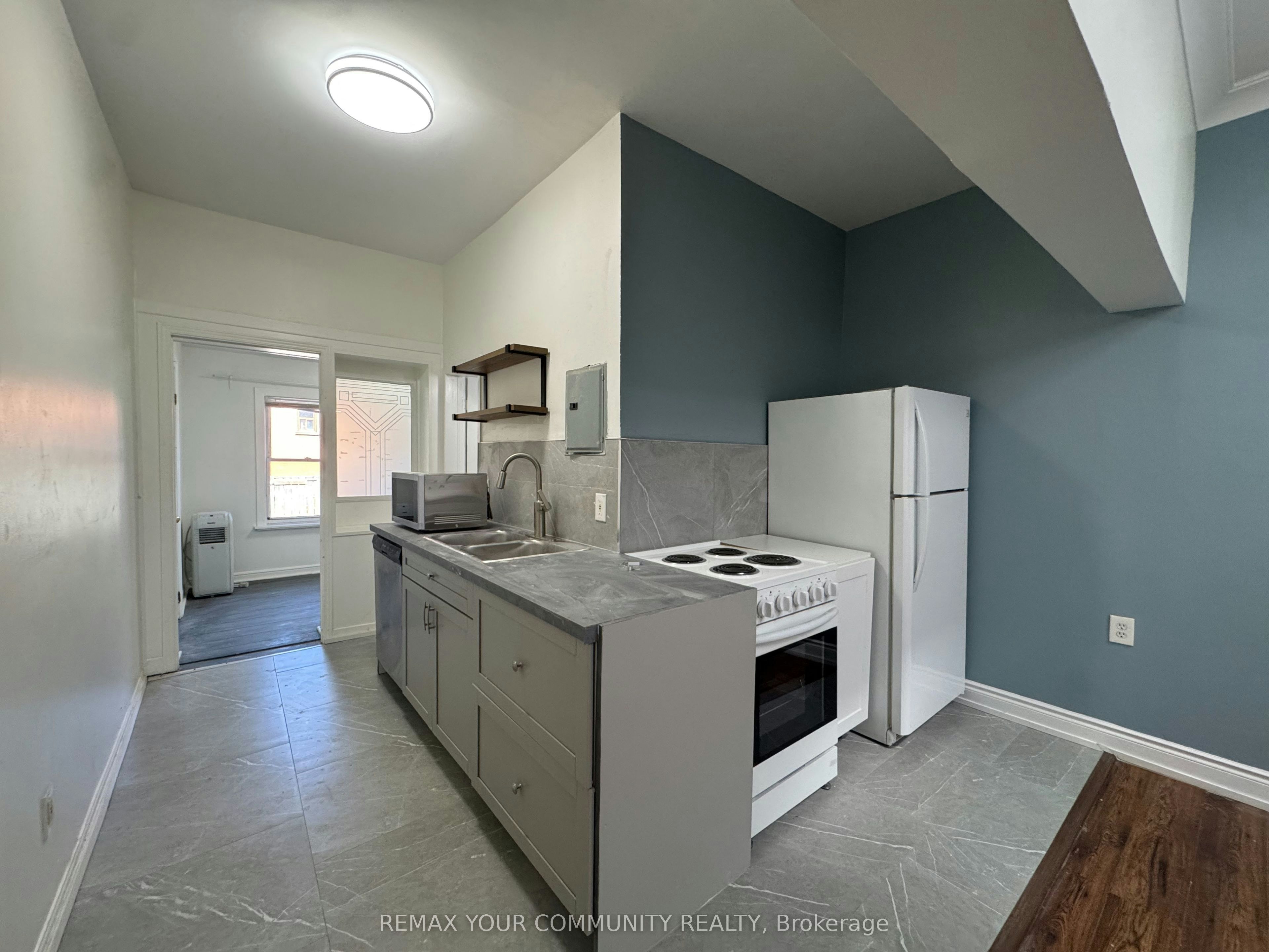 1-358 Main Street W, Hamilton, ON, L8P 1K2 - 9