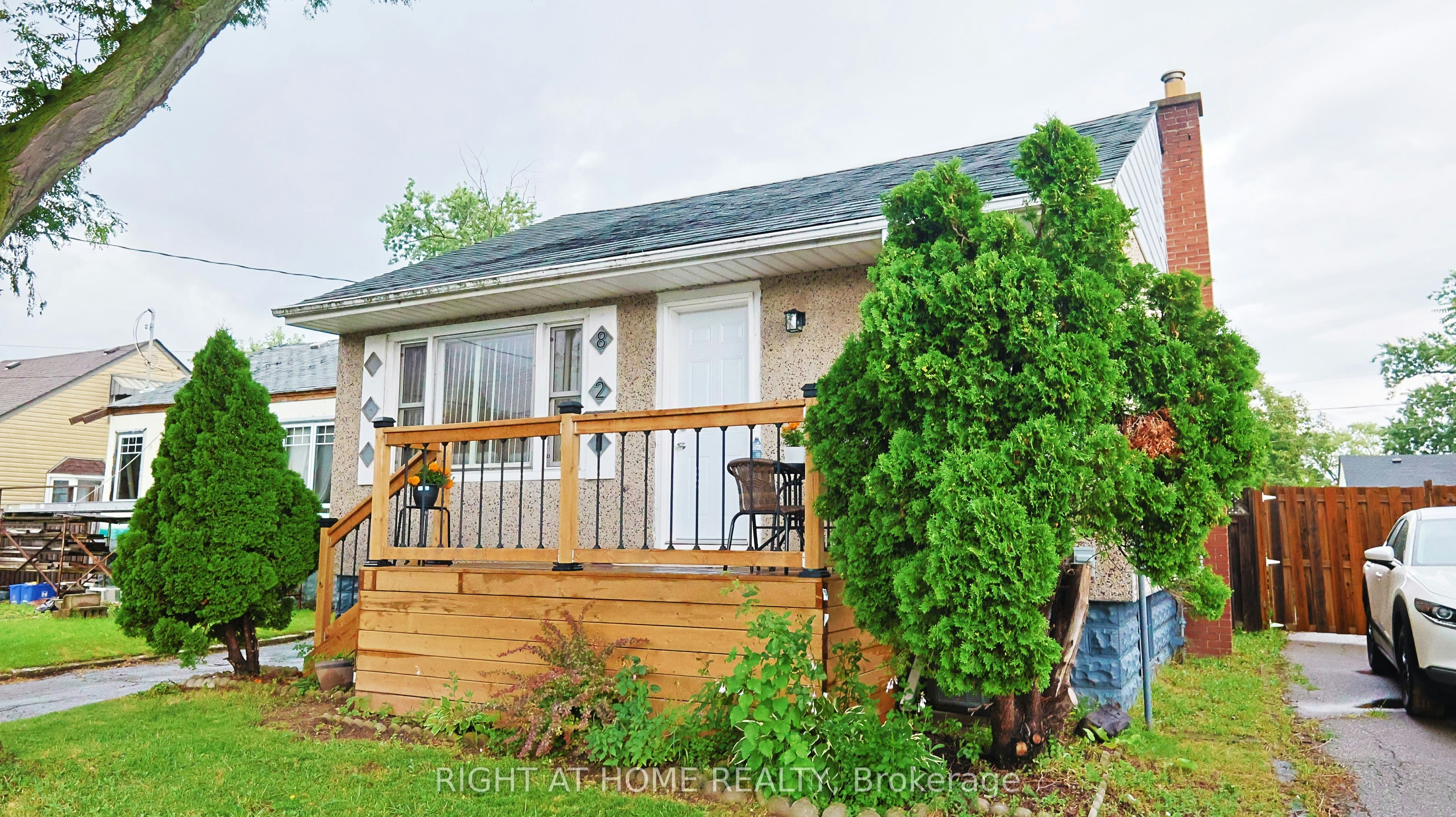 82 Normanhurst Avenue, Hamilton, ON, L8H 5M6