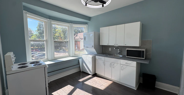 3-358 Main Street W, Hamilton, ON, L8P 1K2 - 7