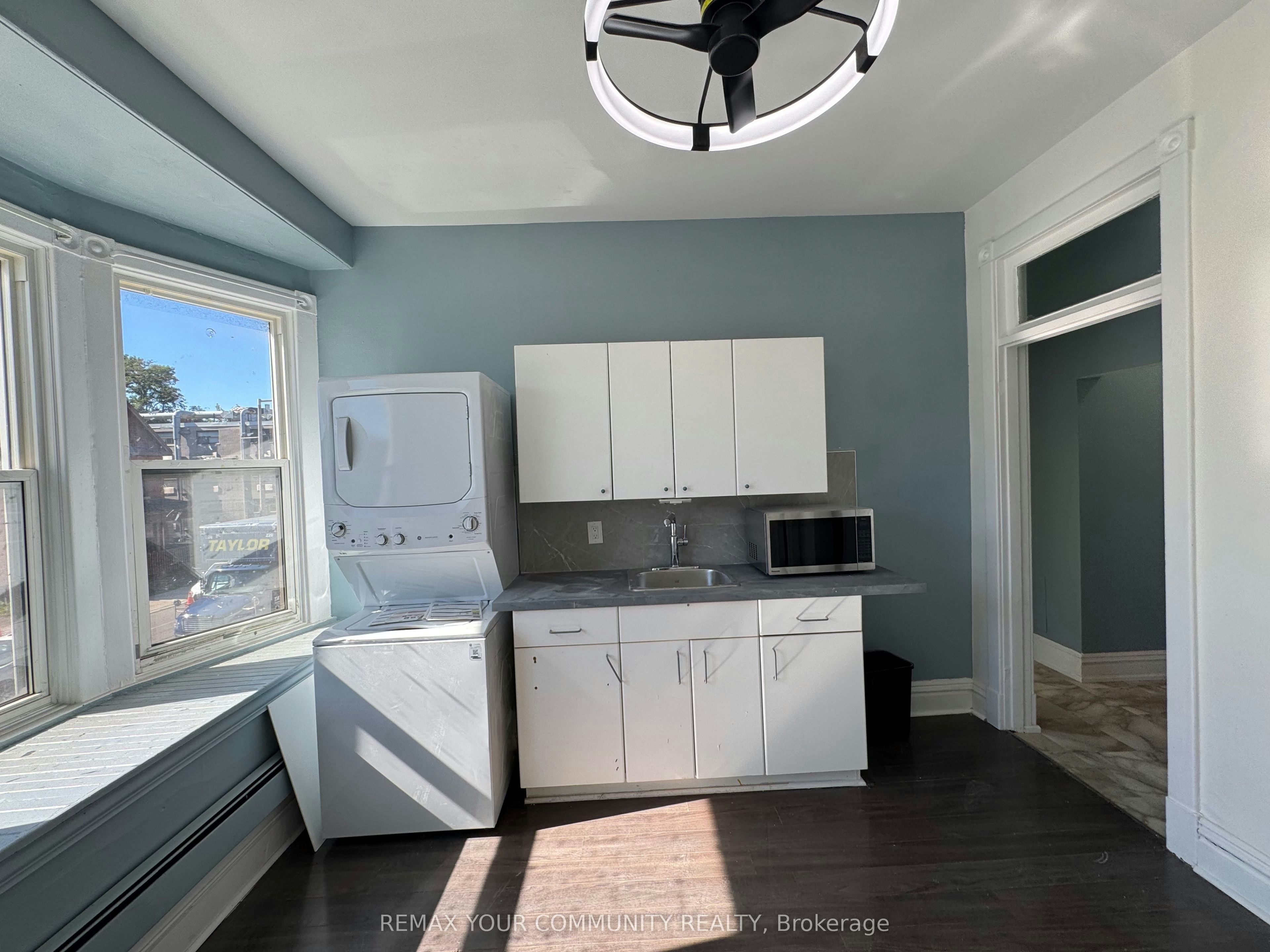 3-358 Main Street W, Hamilton, ON, L8P 1K2 - 9