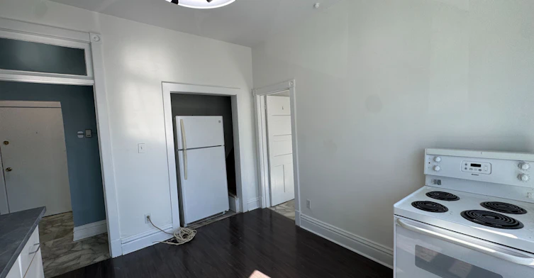 3-358 Main Street W, Hamilton, ON, L8P 1K2 - 8