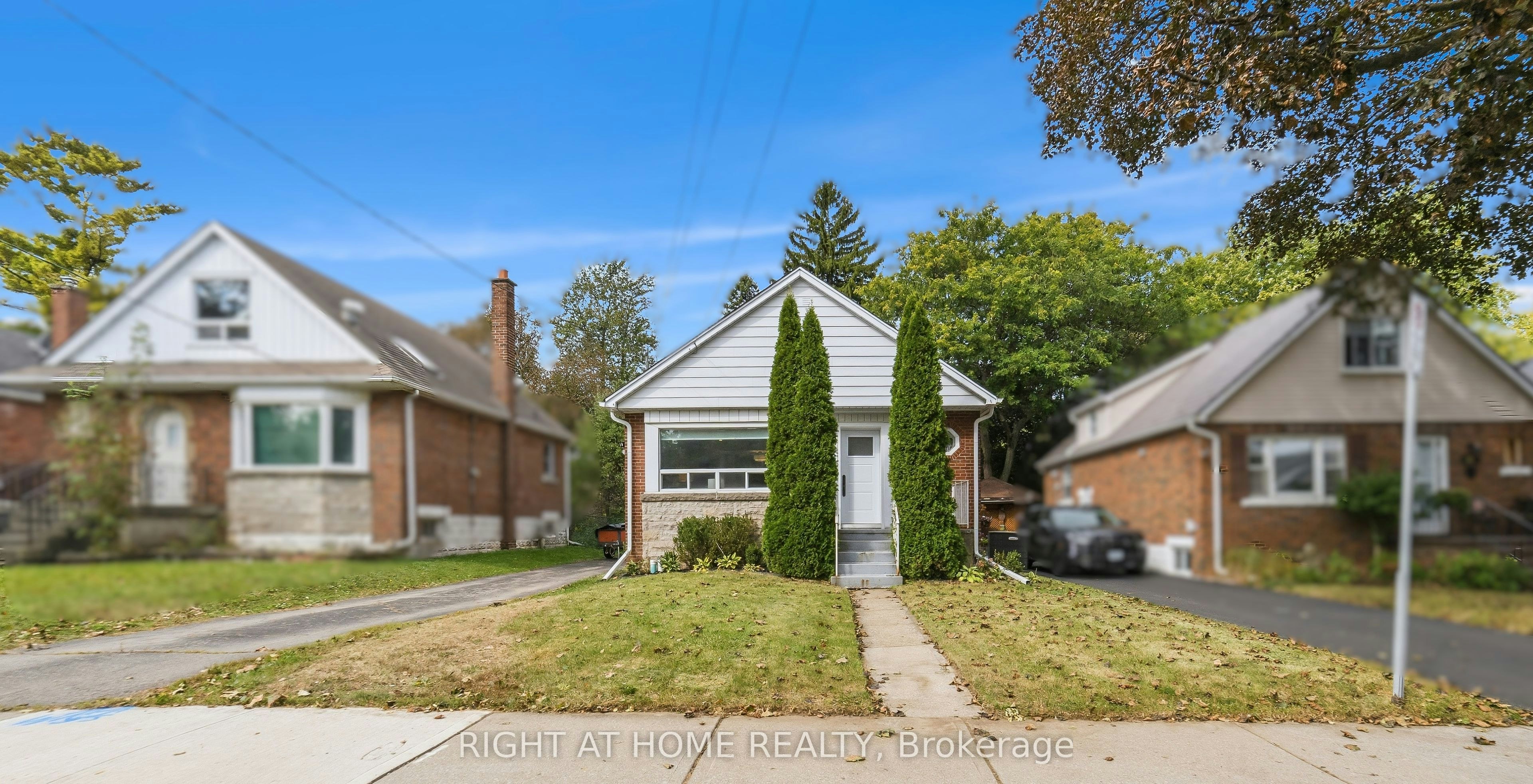 206 East 19th Street, Hamilton, ON, L9A 4S5