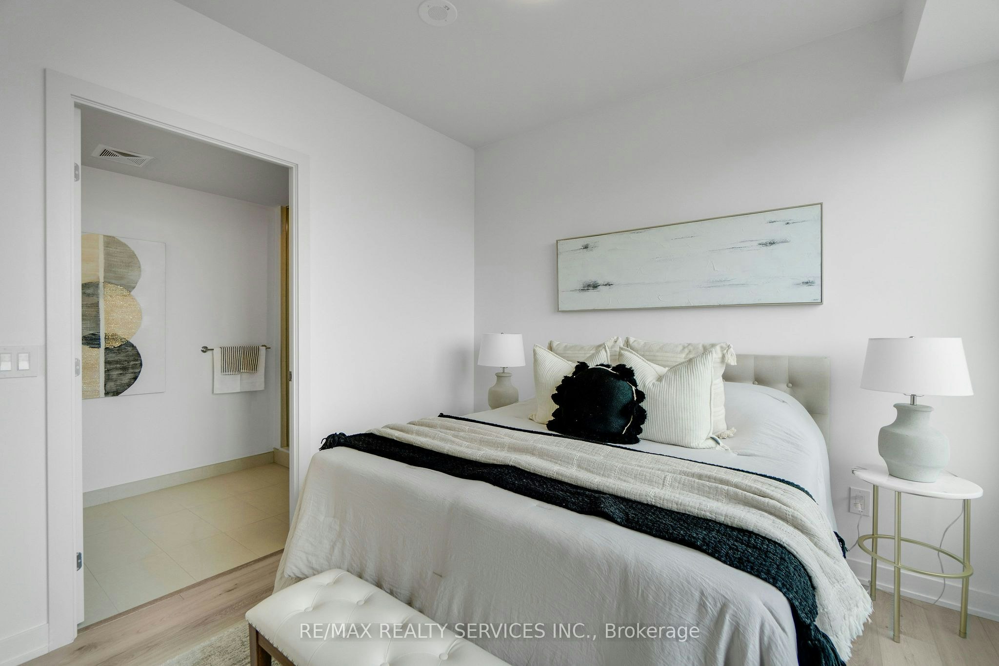 505-385 Winston Road, Grimsby, ON, L3M 4E8 - 12
