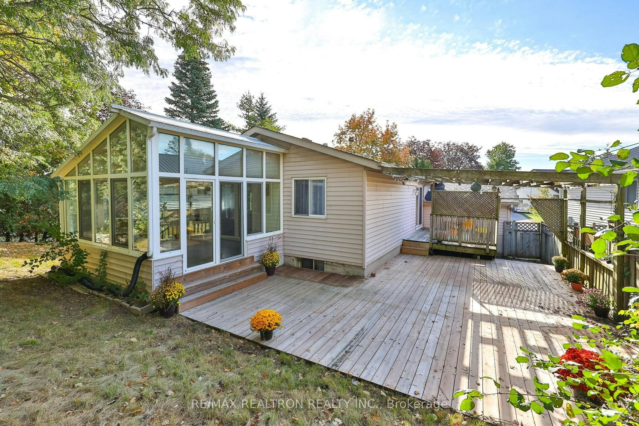 805 Milford Drive, Peterborough, ON, K9J 8J5