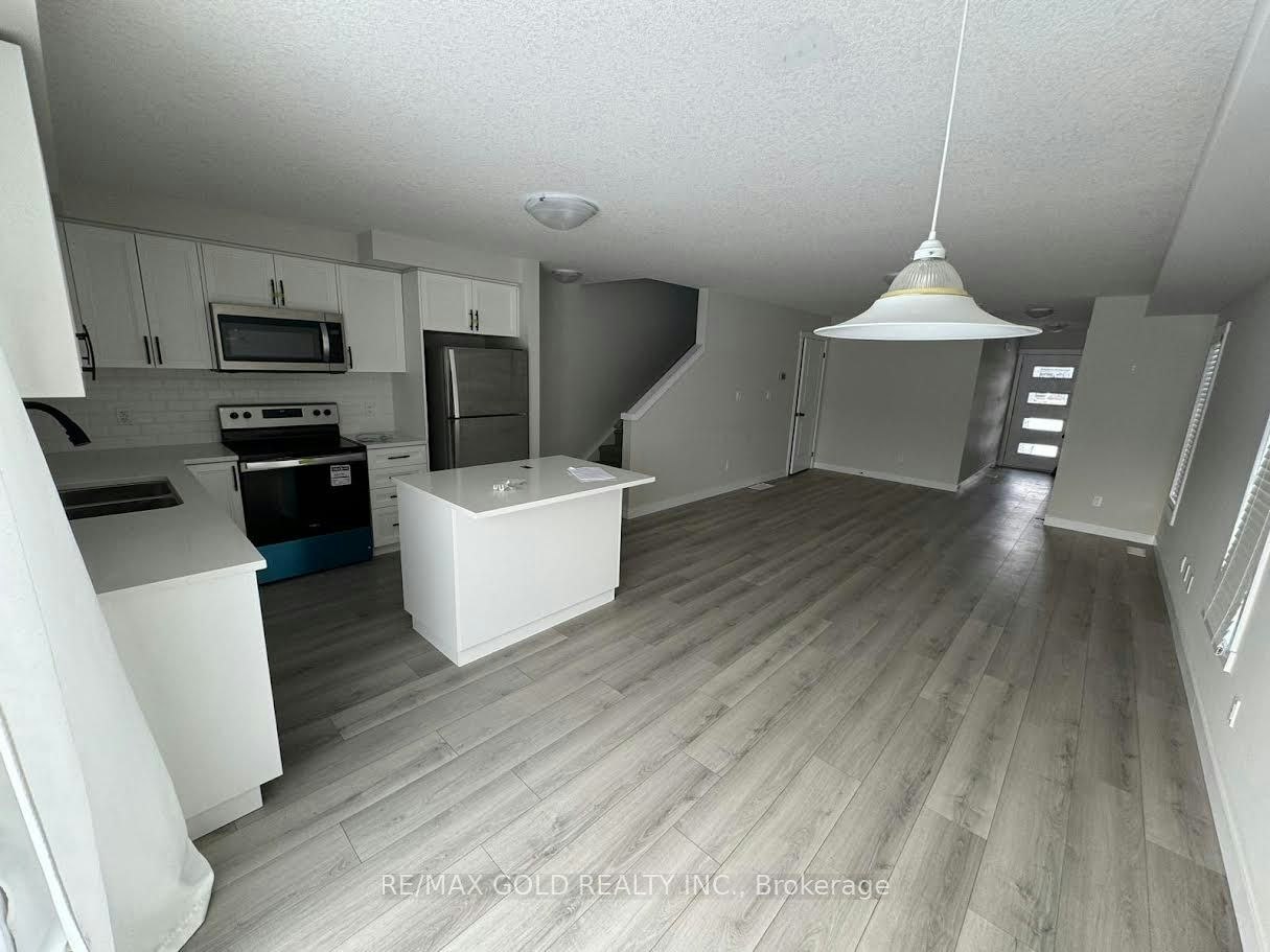 17 Wilkinson Avenue, Cambridge, ON, N1S 0C5 - 2