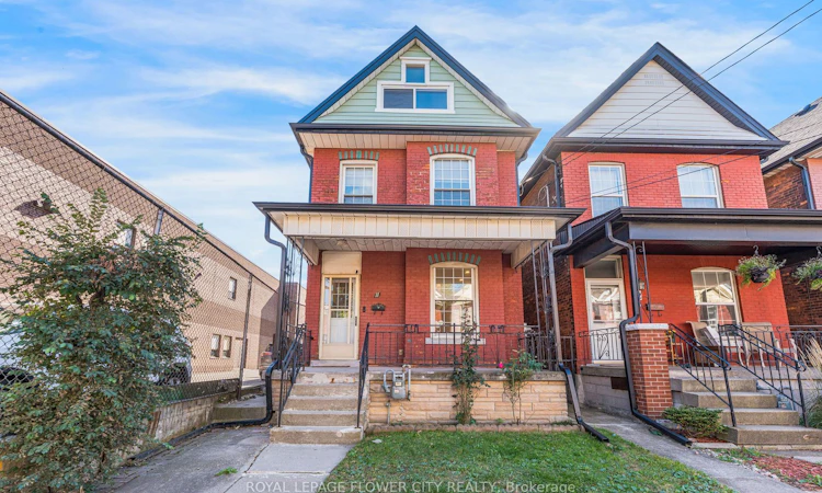 11 Mcneil Street