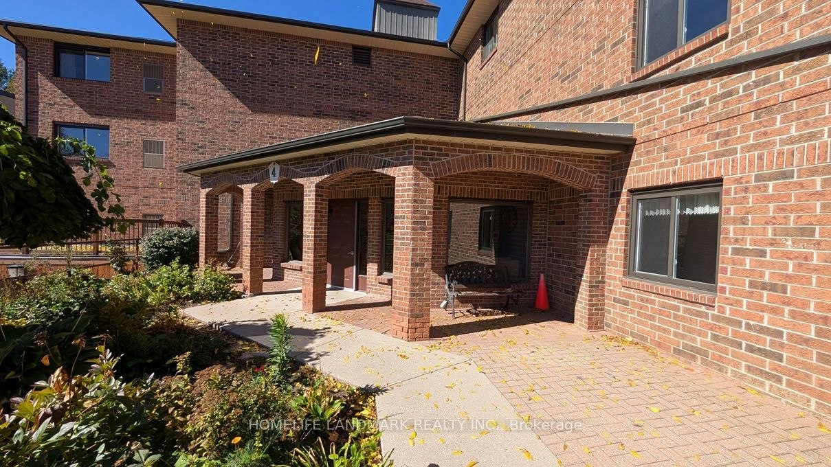 106-4 Albert Street, Cambridge, ON, N1R 3M4 - 11