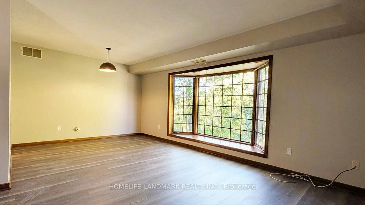 106-4 Albert Street, Cambridge, ON, N1R 3M4 - 4