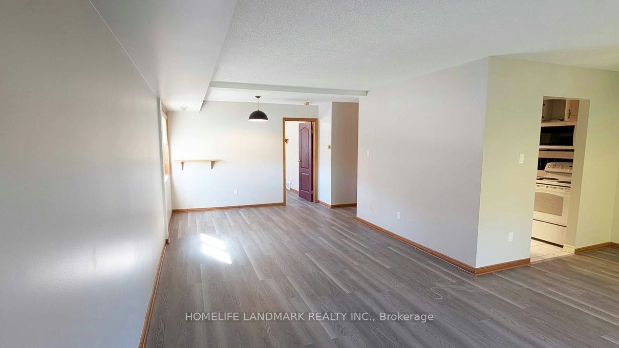 106-4 Albert Street, Cambridge, ON, N1R 3M4 - 2