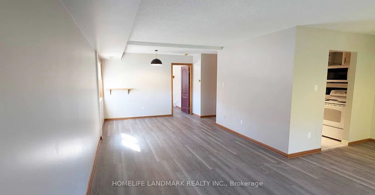 106-4 Albert Street, Cambridge, ON, N1R 3M4 - 2
