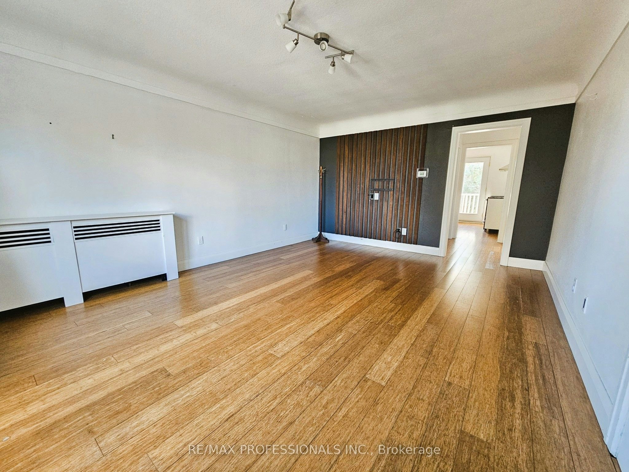 A-Upper-119 Erb Street E, Waterloo, ON, N2J 1M1 - 3