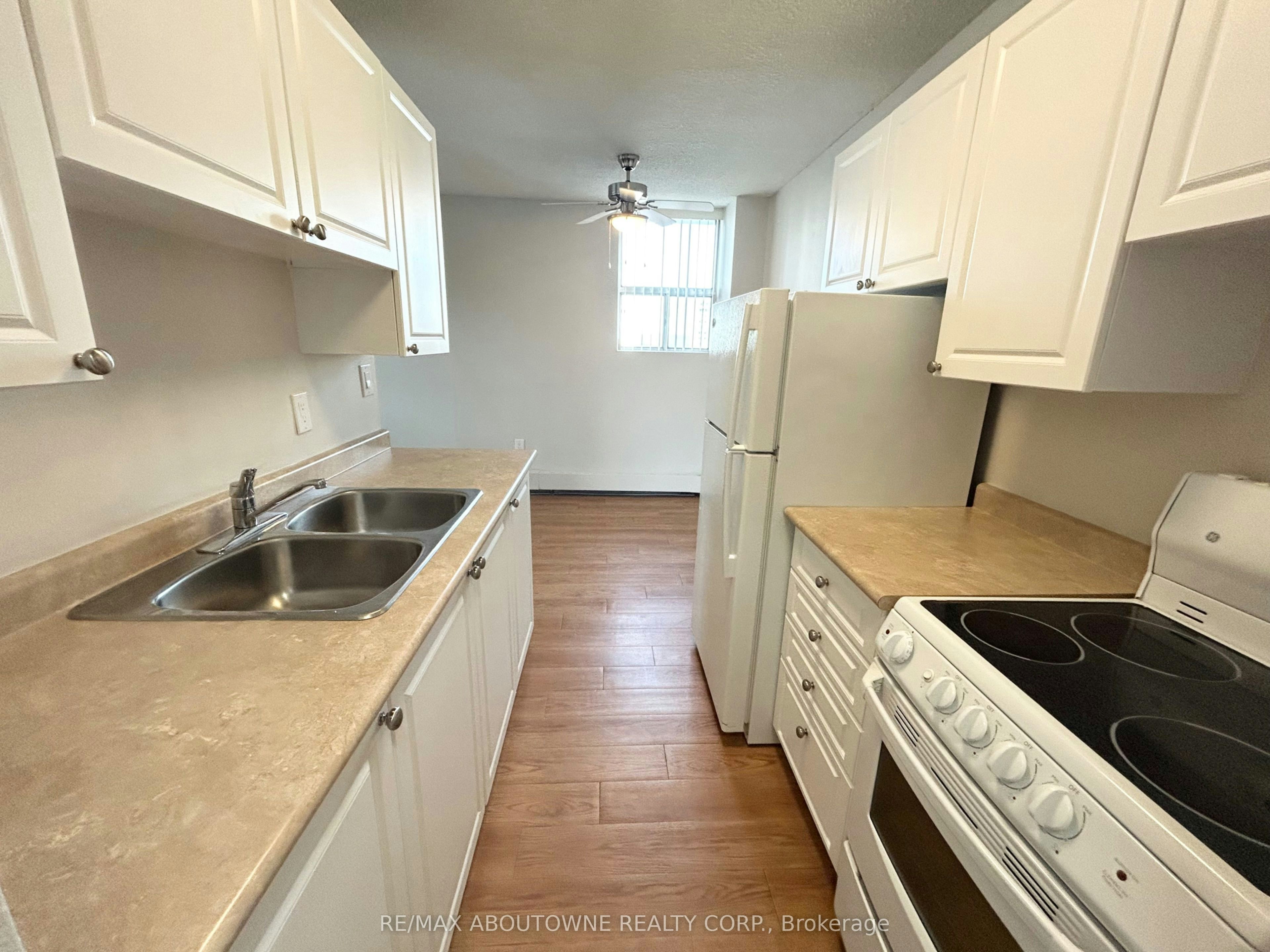 1202-111 Market Street, Hamilton, ON, L8R 3K2 - 6