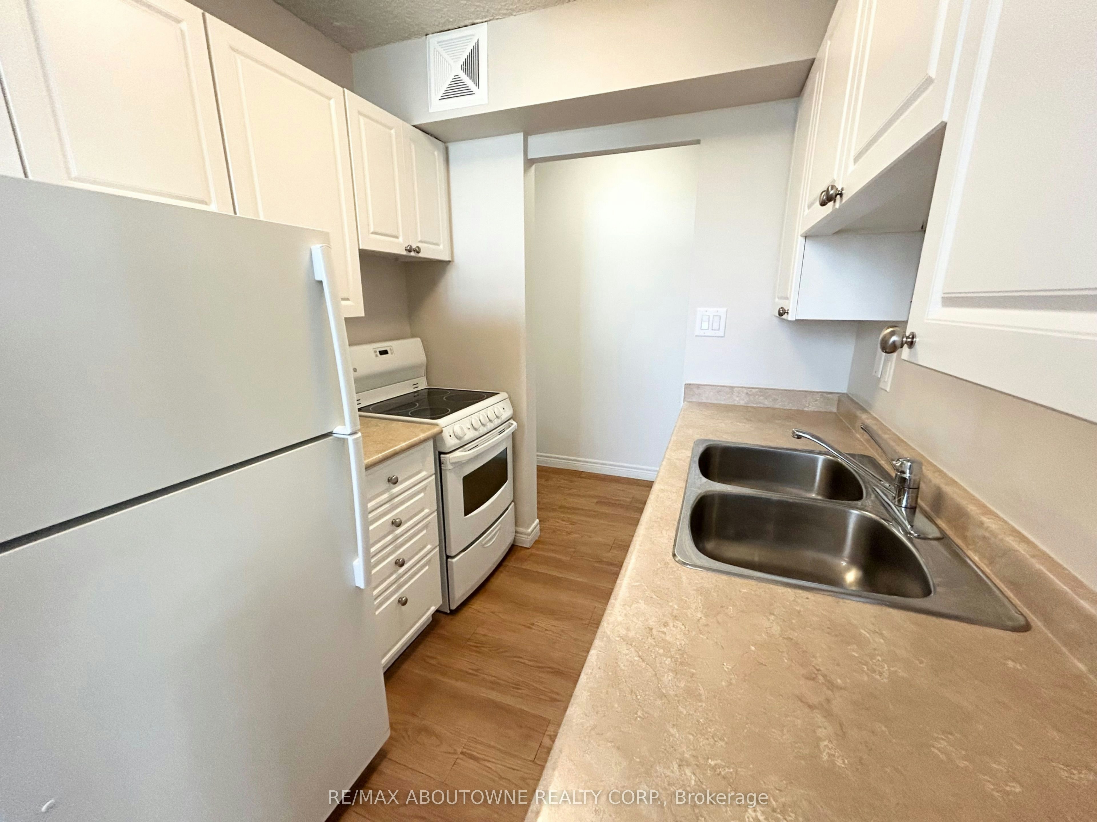1202-111 Market Street, Hamilton, ON, L8R 3K2 - 7