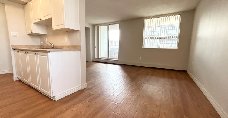 1202-111 Market Street, Hamilton, ON, L8R 3K2 - 9