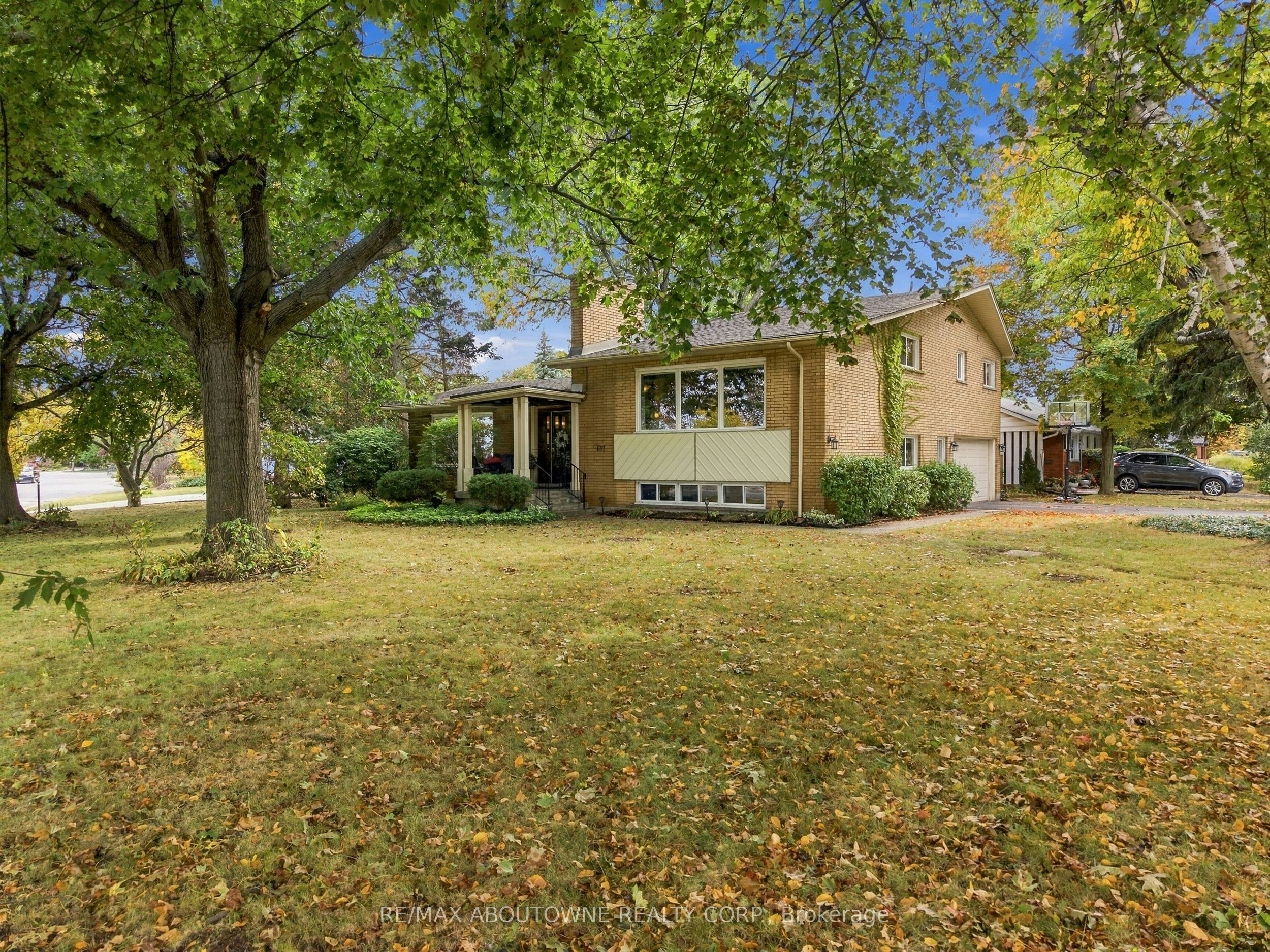 617 Scenic Drive, Hamilton, ON, L9C 1H2