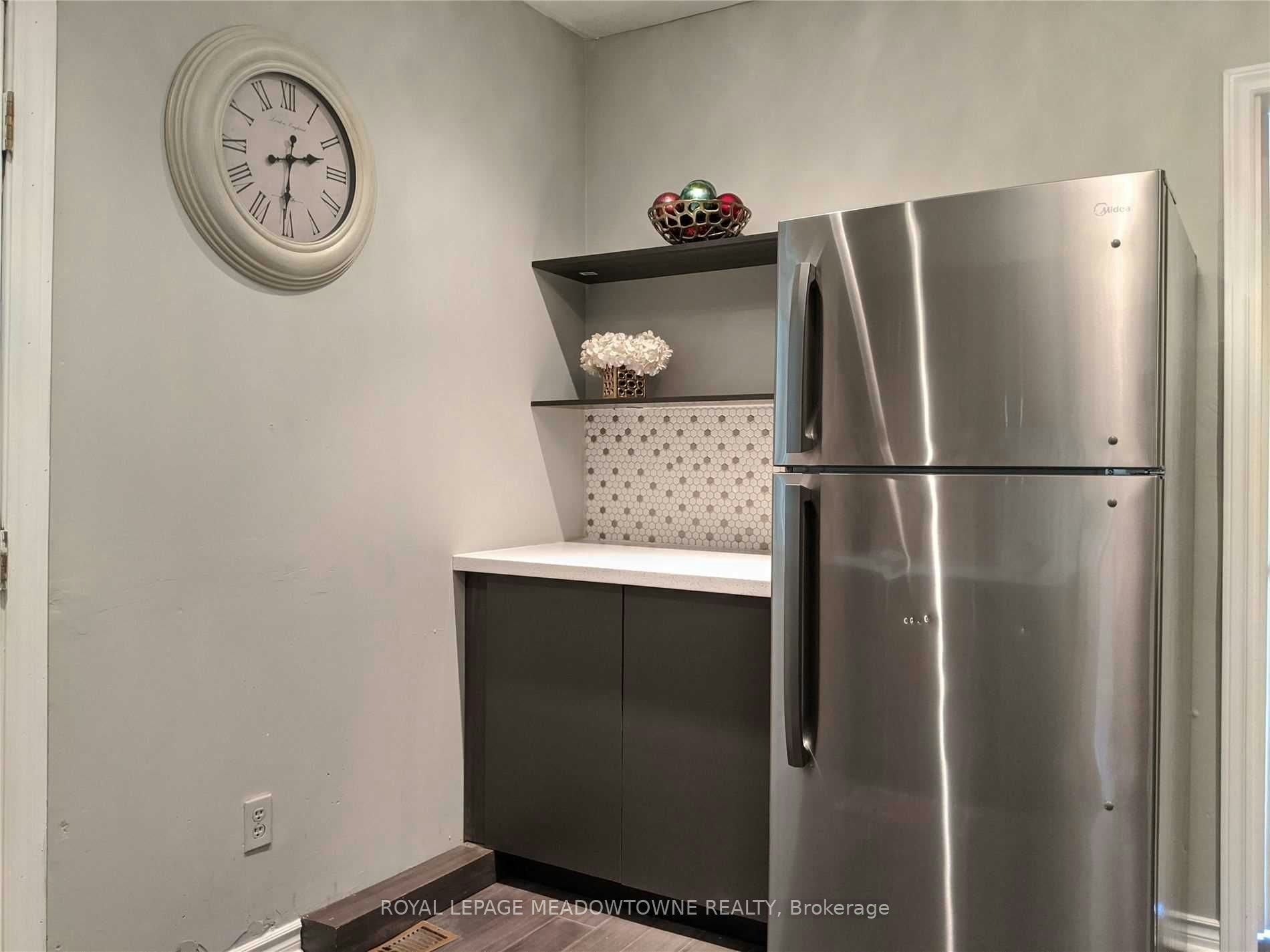 80 Chestnut Avenue, Hamilton, ON, L8L 6K9 - 8