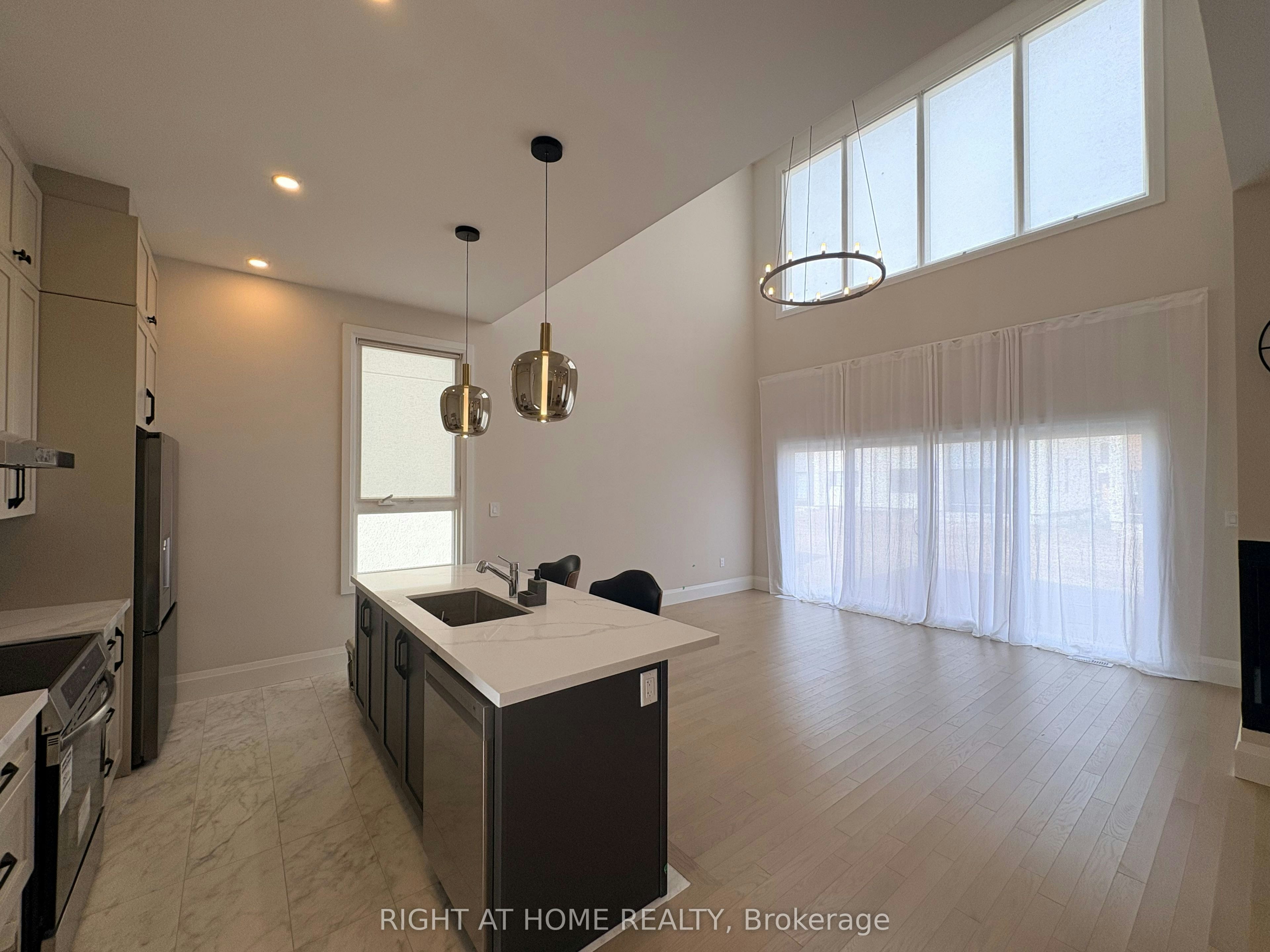 194 Stoneleigh Drive, Blue Mountains, ON, L9Y 5T9 - 4
