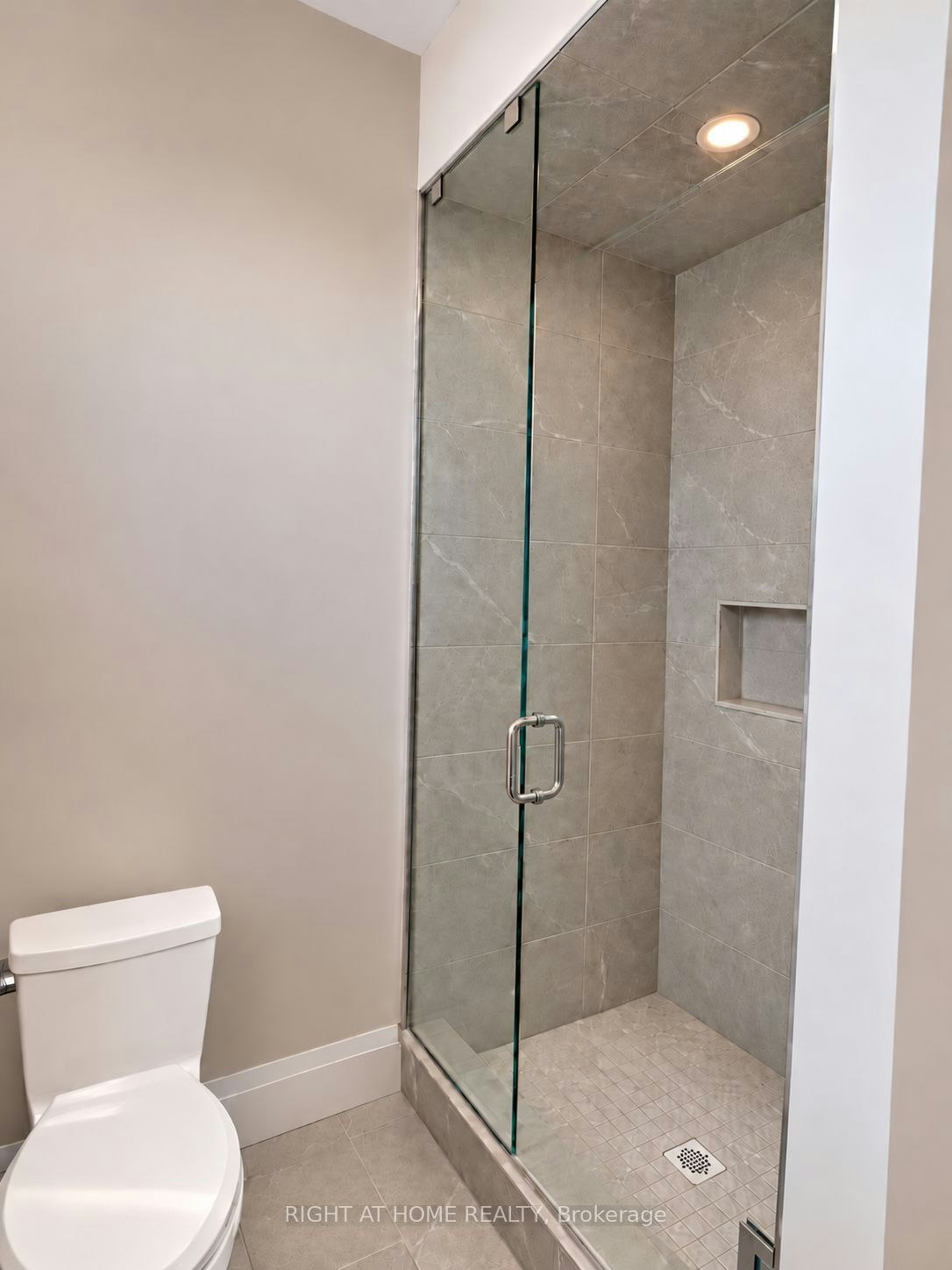 194 Stoneleigh Drive, Blue Mountains, ON, L9Y 5T9 - 19