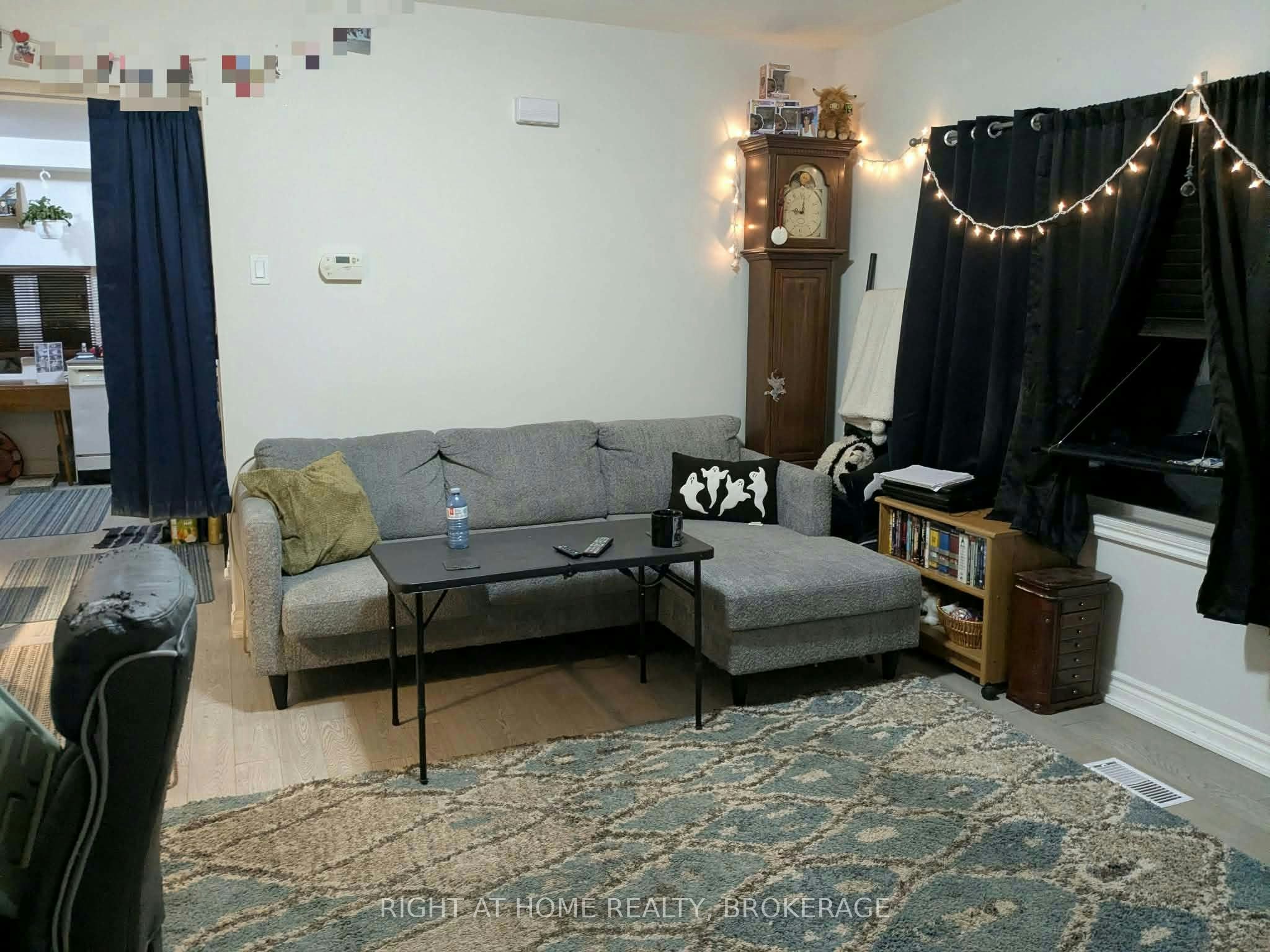 Main-34 Junkin Street, St. Catharines, ON, L2R 1N6 4