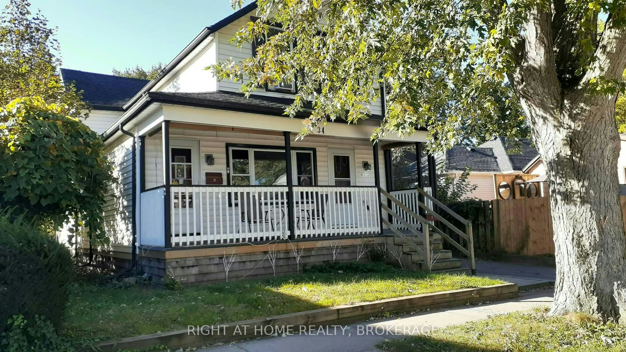 Main-34 Junkin Street, St. Catharines, ON, L2R 1N6 2