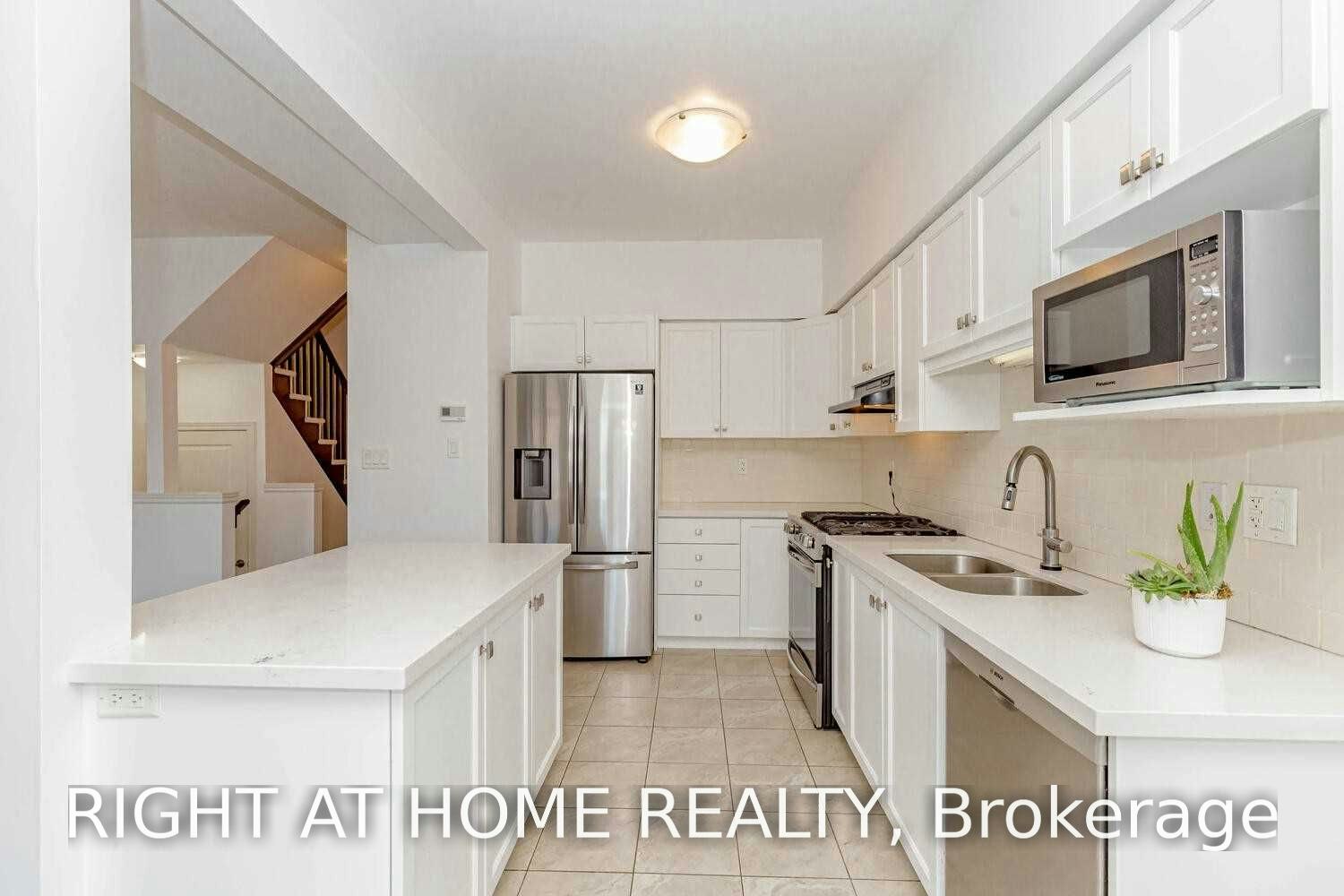 11-6 Chestnut Drive, Grimsby, ON, L3M 0C4 - 7