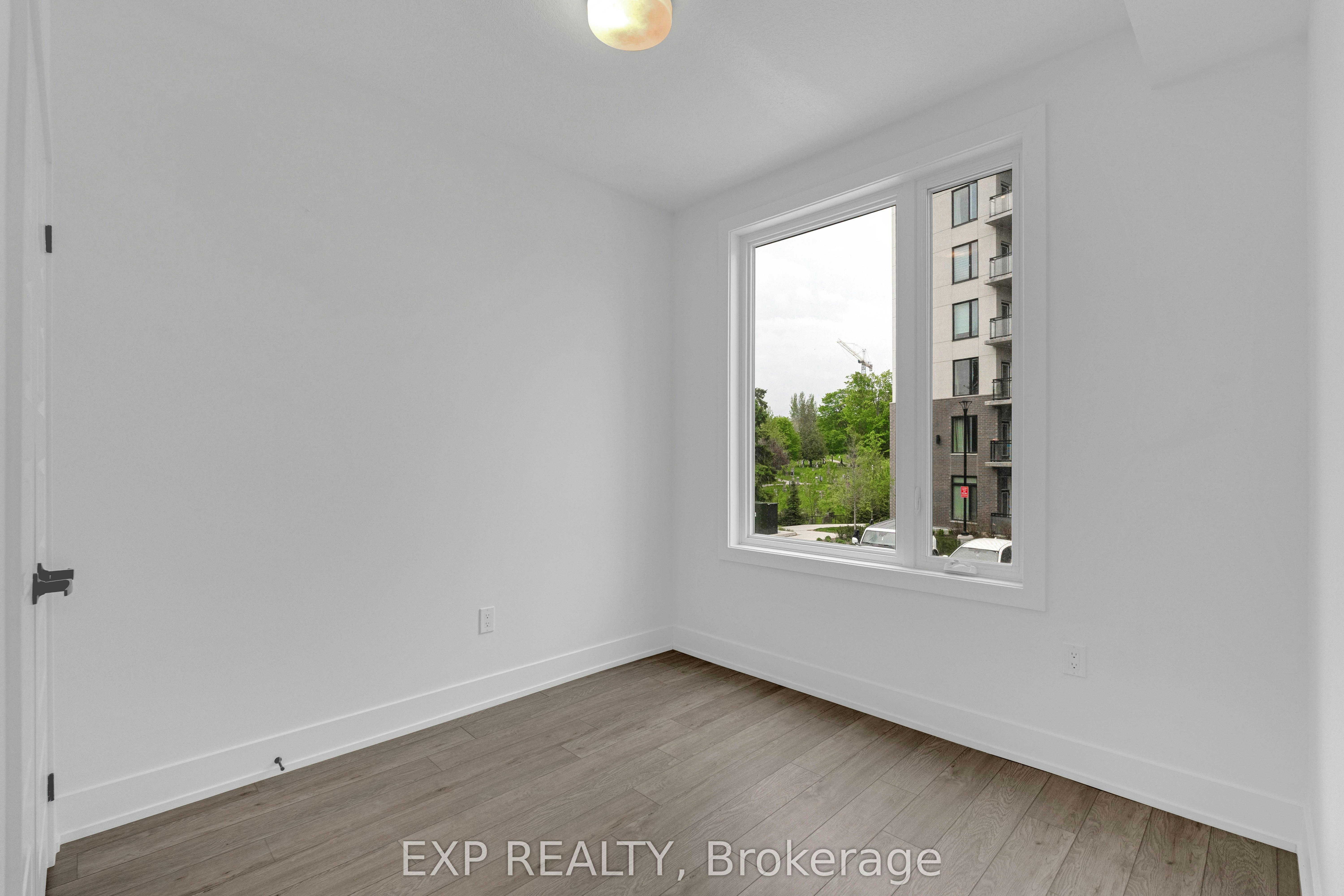 61-99 Roger Street, Waterloo, ON, N2J 1A4 - 15