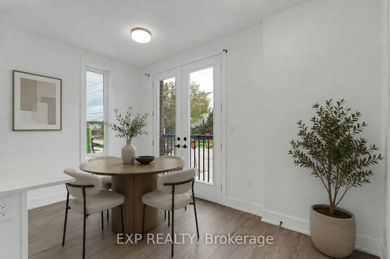 61-99 Roger Street, Waterloo, ON, N2J 1A4 - 7