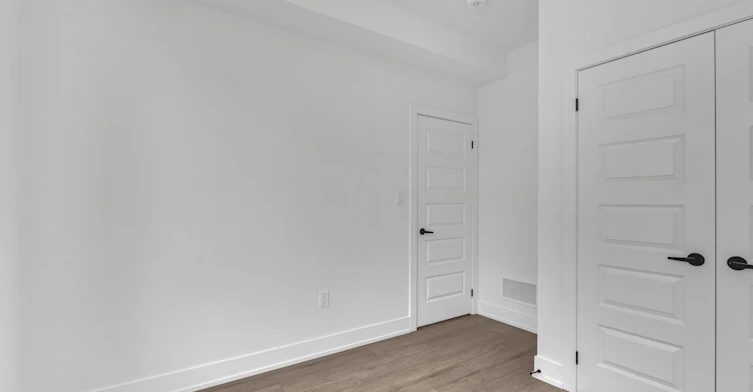 61-99 Roger Street, Waterloo, ON, N2J 1A4 - 17