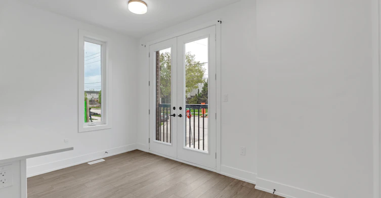 61-99 Roger Street, Waterloo, ON, N2J 1A4 - 6