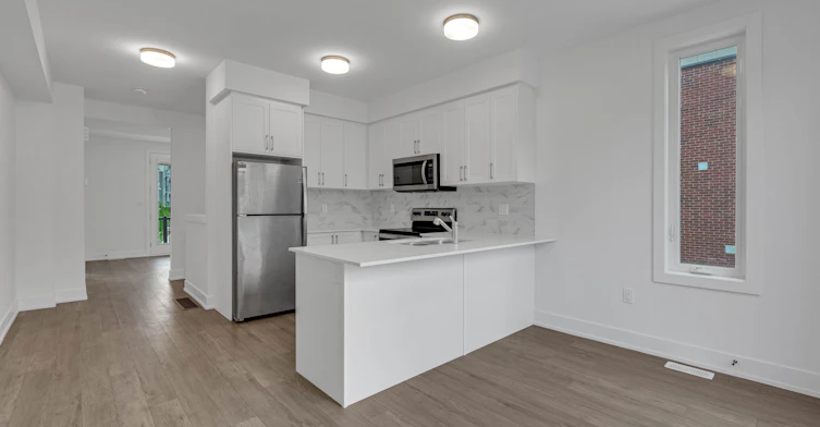 61-99 Roger Street, Waterloo, ON, N2J 1A4 - 8