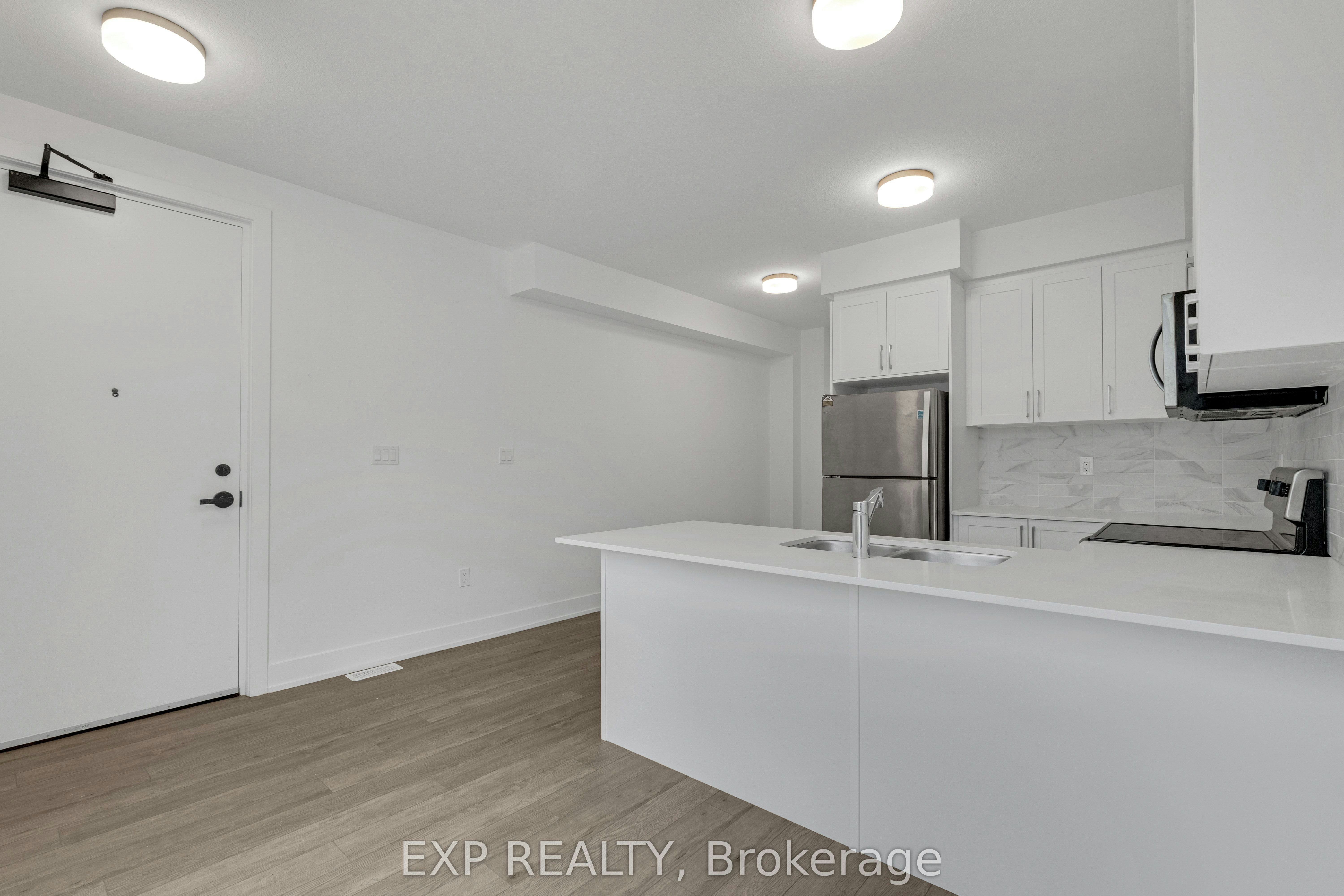 61-99 Roger Street, Waterloo, ON, N2J 1A4 - 9