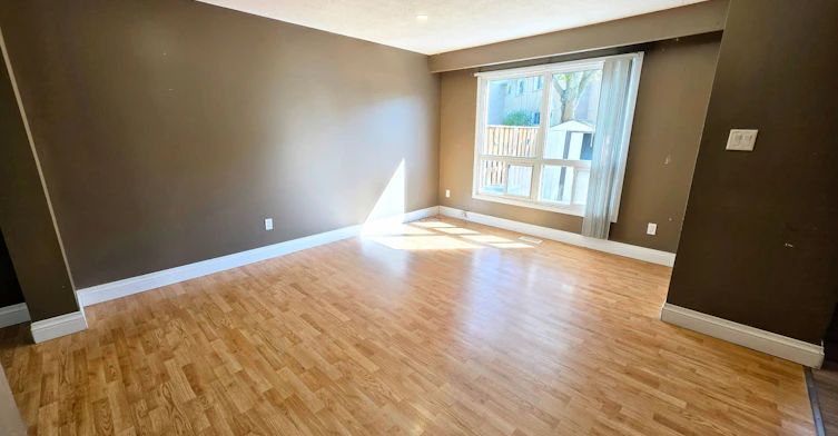 68 Riverdale Drive, Hamilton, ON, L8E 1K3 - 8