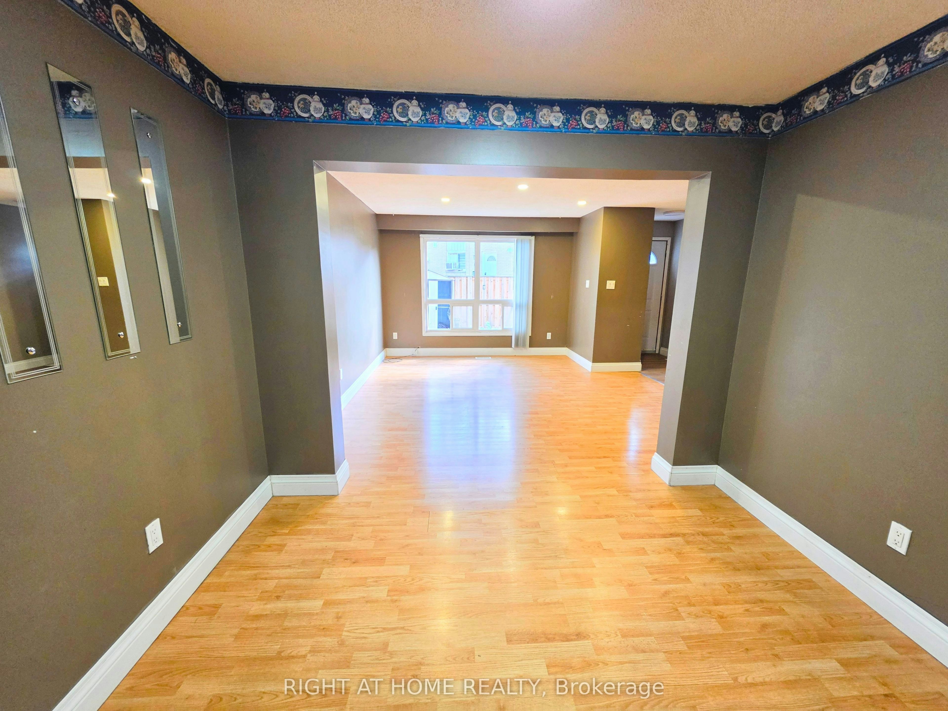 68 Riverdale Drive, Hamilton, ON, L8E 1K3 - 6