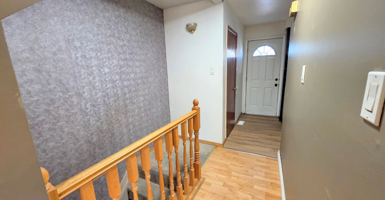 68 Riverdale Drive, Hamilton, ON, L8E 1K3 - 9