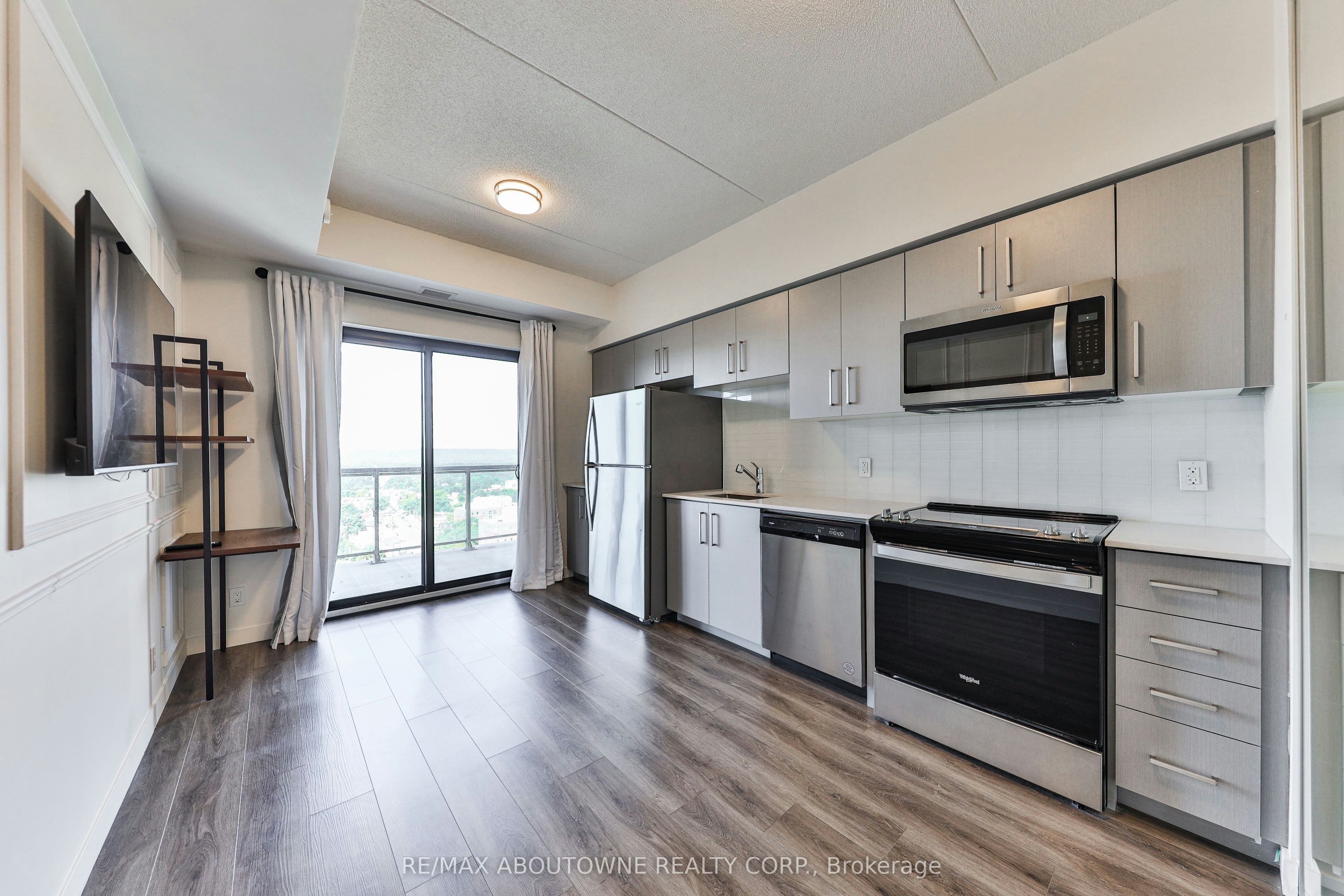 1806-15 Queen Street, Hamilton, ON, L8P 3R6 - 10