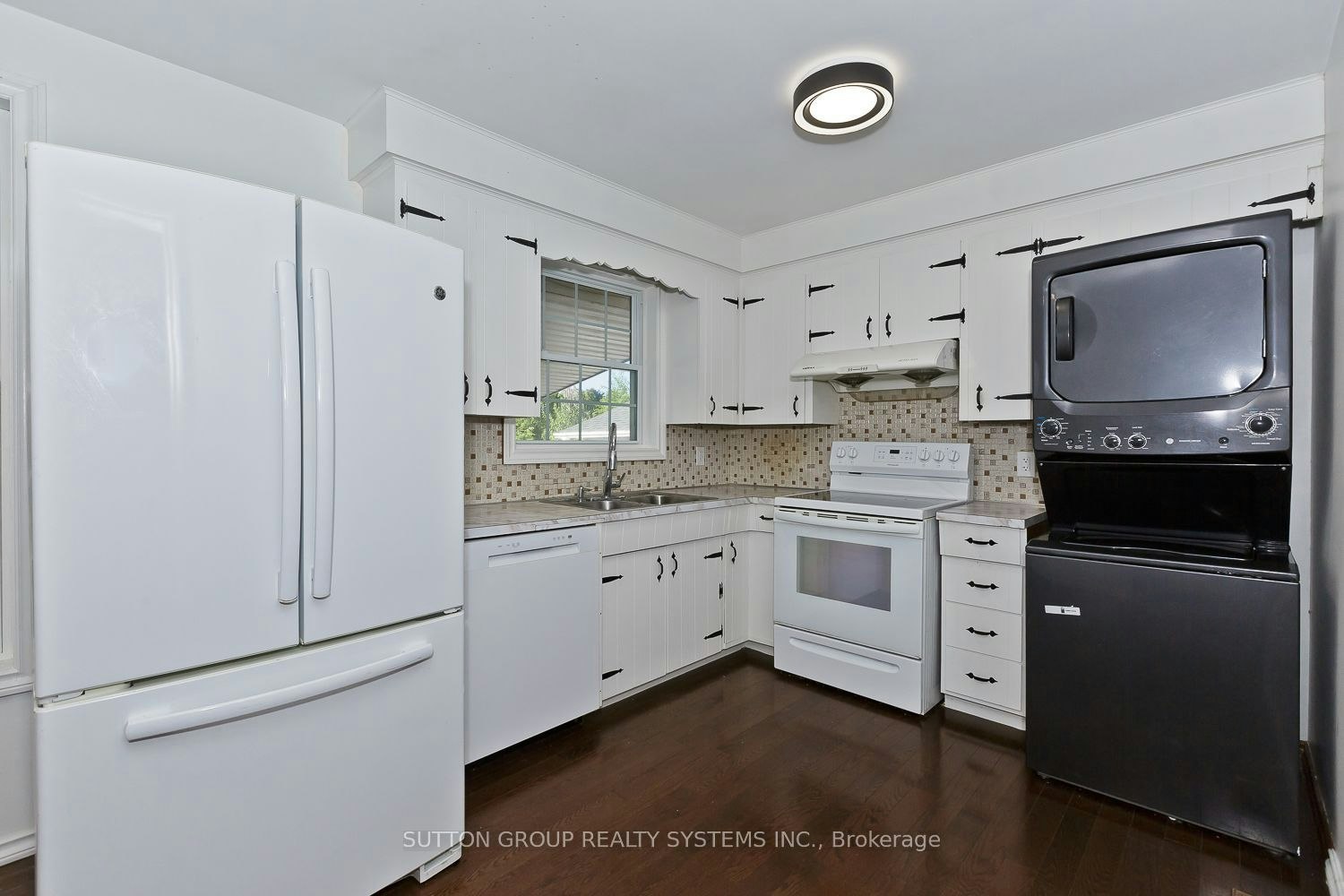Main-33 Crescentwood Drive, St. Catharines, ON, L2N 4K7 - 7