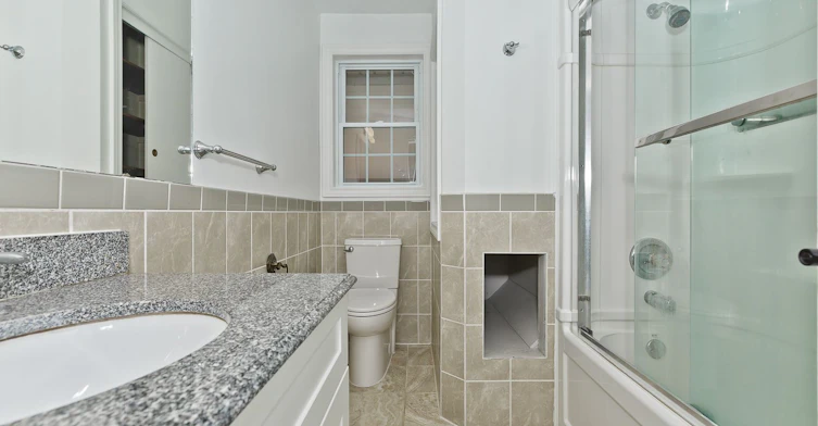 Main-33 Crescentwood Drive, St. Catharines, ON, L2N 4K7 - 12