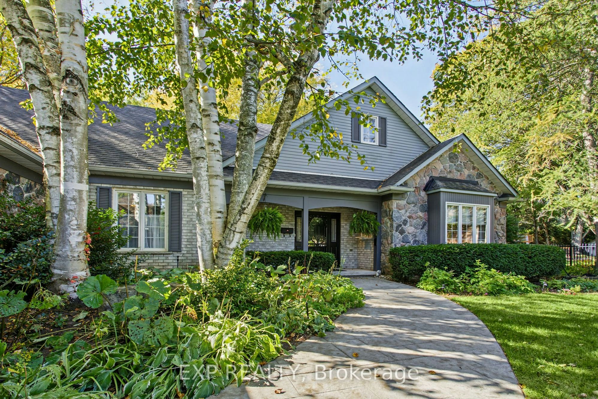 5 Vanstraalen Street, Hamilton, ON, L0R 1H3