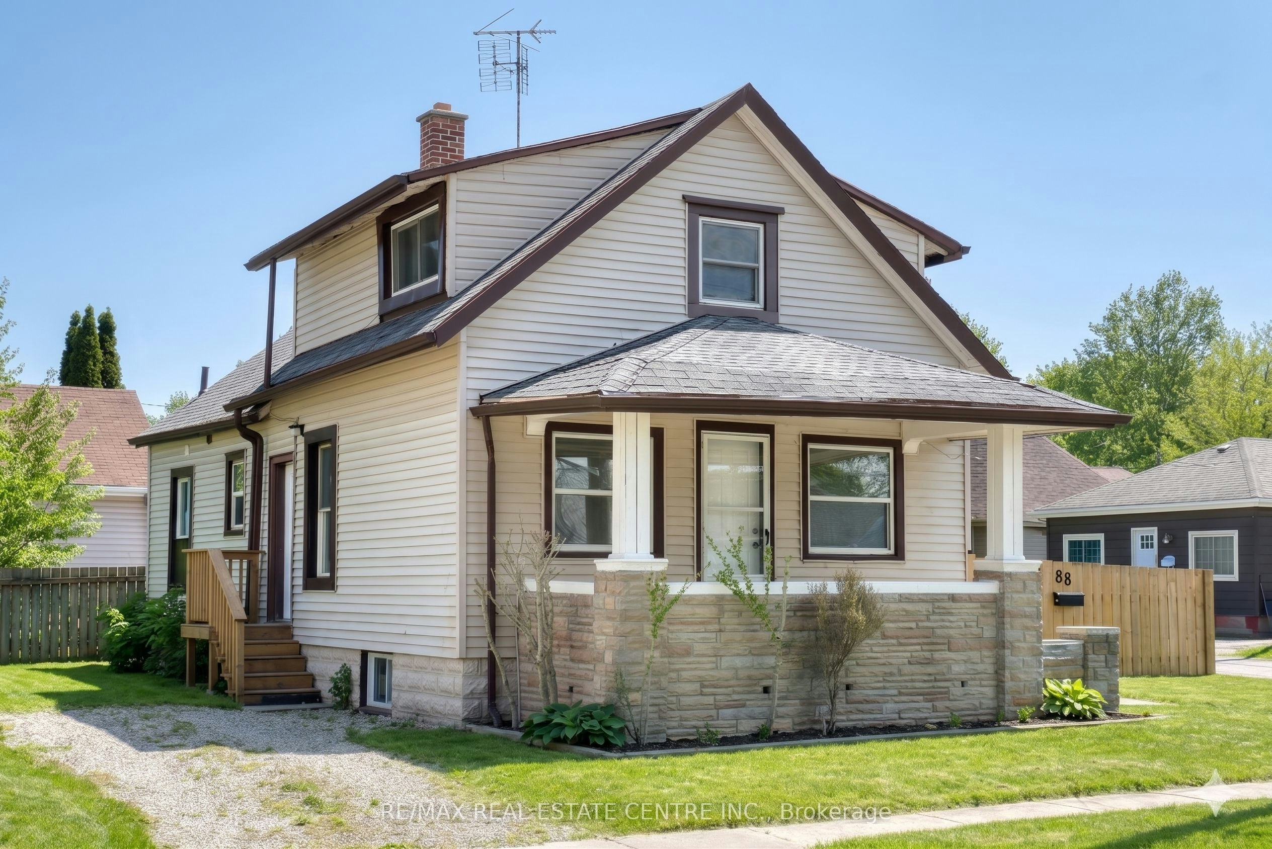 88 Lorne Avenue, Chatham-Kent, ON, N7M 1R9