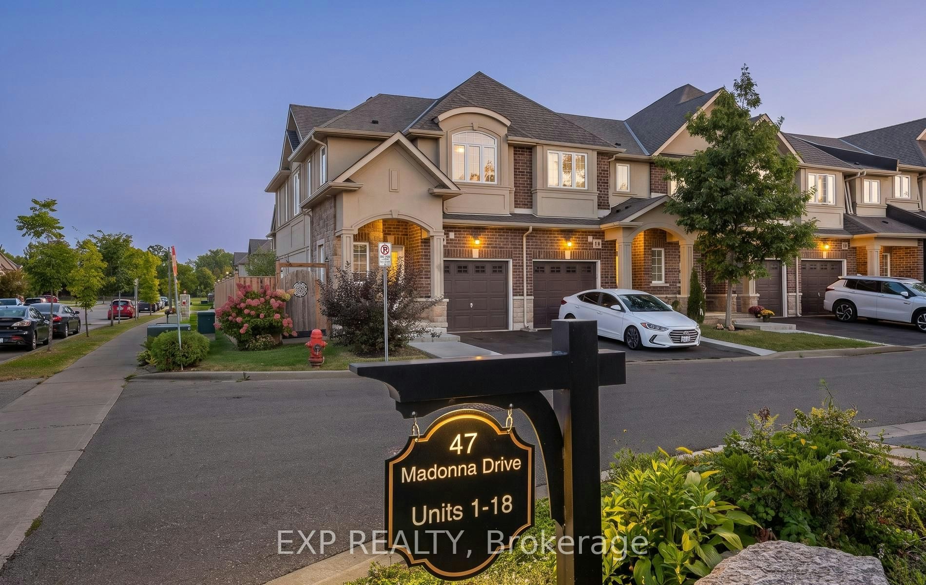 10-47 Madonna Drive W, Hamilton, ON, L9B 0H2