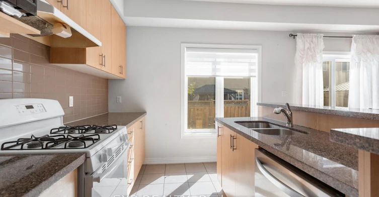 10-47 Madonna Drive W, Hamilton, ON, L9B 0H2 - 21