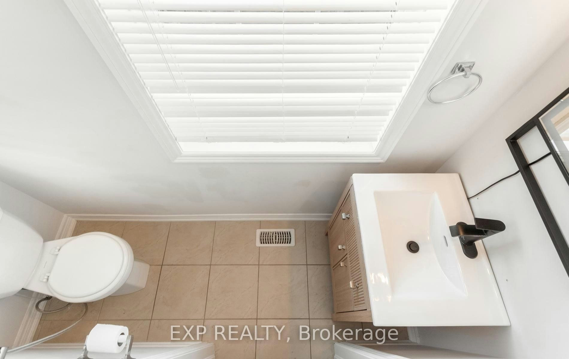 10-47 Madonna Drive W, Hamilton, ON, L9B 0H2 - 22