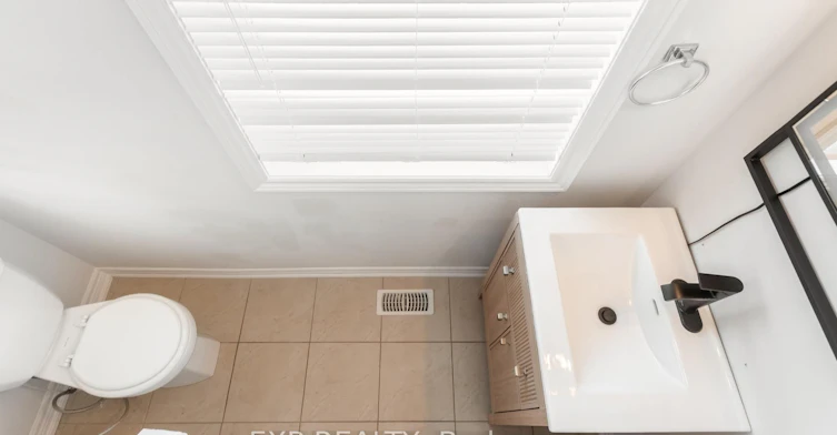 10-47 Madonna Drive W, Hamilton, ON, L9B 0H2 - 22
